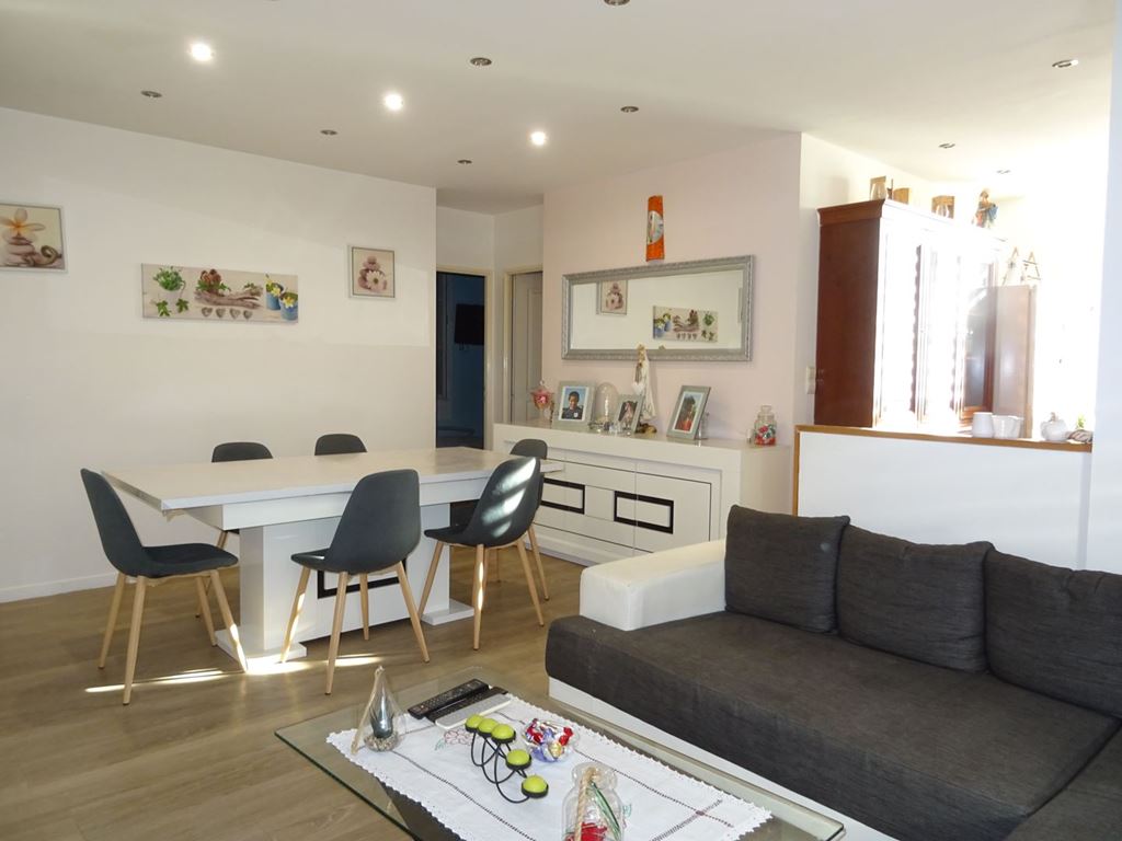 Appartement T4 HYERES (83400) VOS REV'IMMO