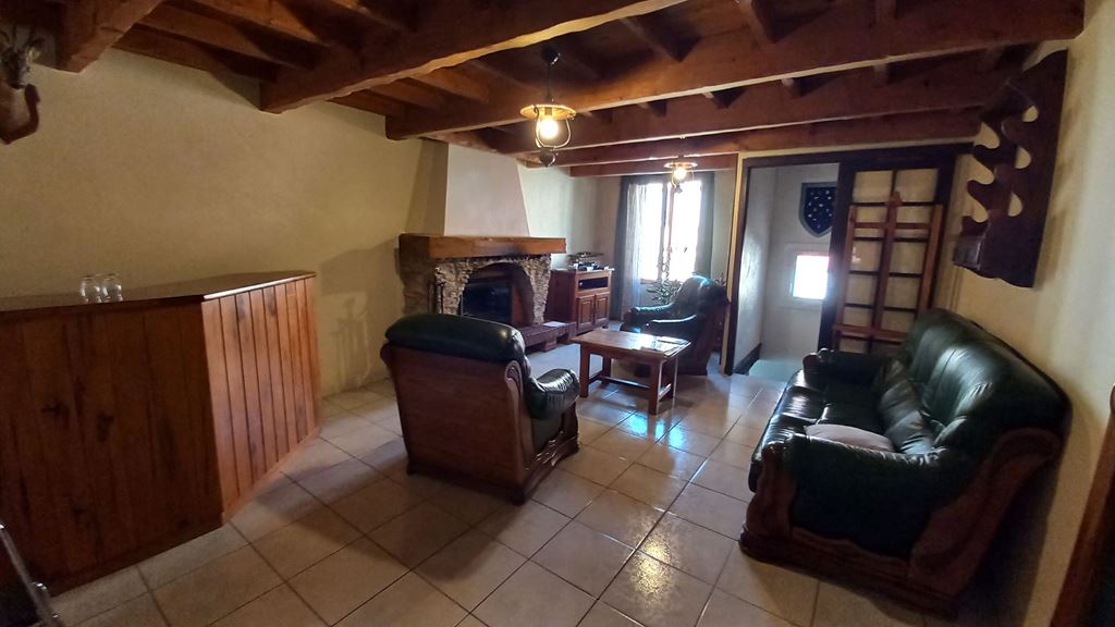 Maison de village FORCALQUEIRET (83136) VOS REV'IMMO